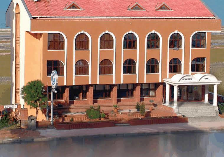 Uzunkum Hotel Trabzon Esterno foto